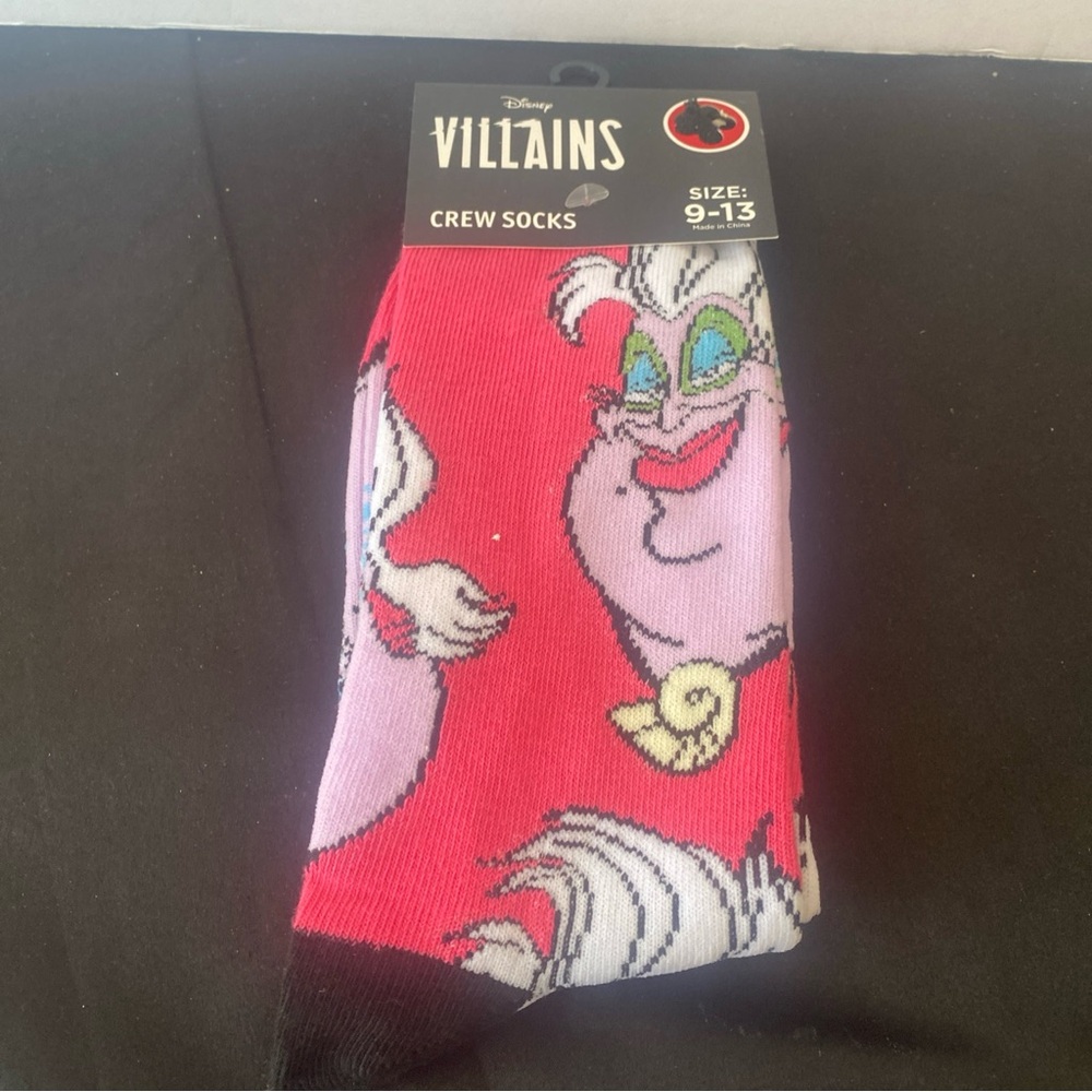 Disney Villians Ursula Crew Socks Size 9-13 New